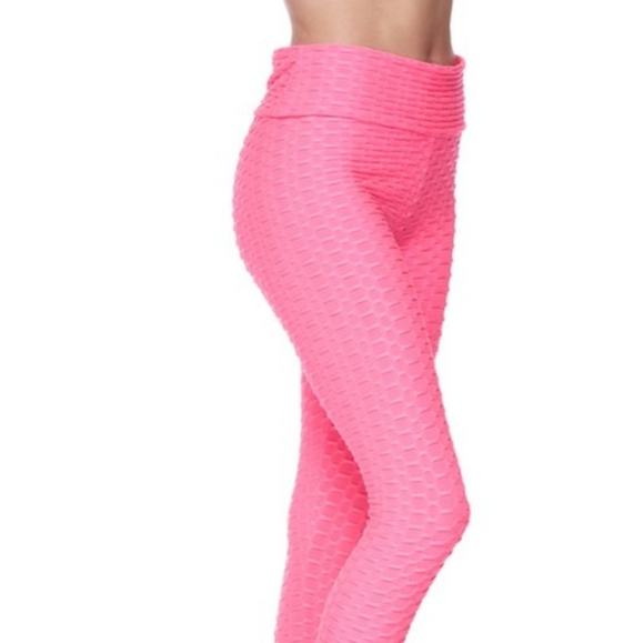 Pink Scrunch Butt Legging & Crop Top Set S… - Picture 3 of 6